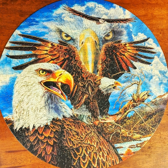 Master Pieces Steven Michael Gardner Eagle Spirit Glow in the Dark Puzzle - Picture 2 of 12